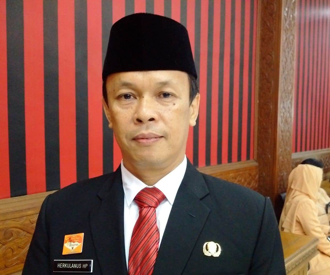 Foto---Kepala BKPSDM Kabupaten Sanggau, Herkulanus